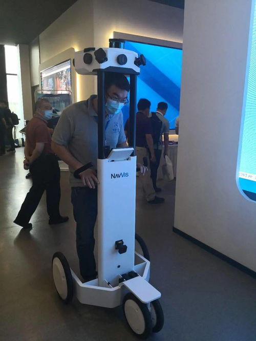 北斗在天邊，服務(wù)在身邊——鄭州首屆北斗產(chǎn)業(yè)成果展見(jiàn)證50余家企業(yè)創(chuàng)新力量與科技中介服務(wù)賦能